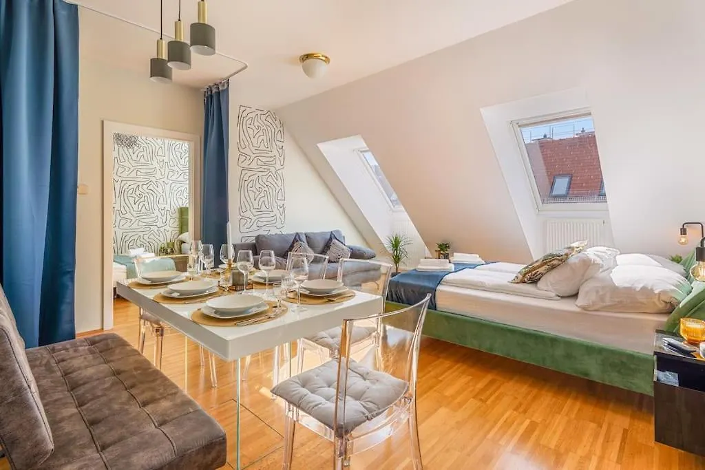 Green Dream Apt. / 3Br / Rooftop / Terasse Wien Österrike
